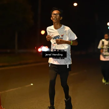 Runner Photo 7641312