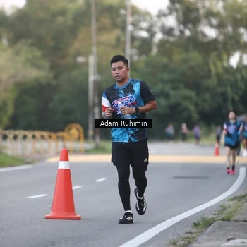 Runner Photo 7641329