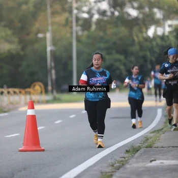 Runner Photo 7641332