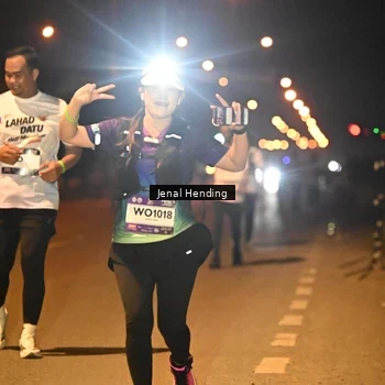 Runner Photo 7641334