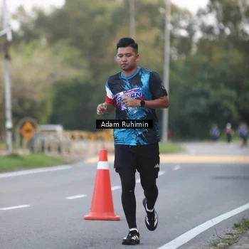 Runner Photo 7641336