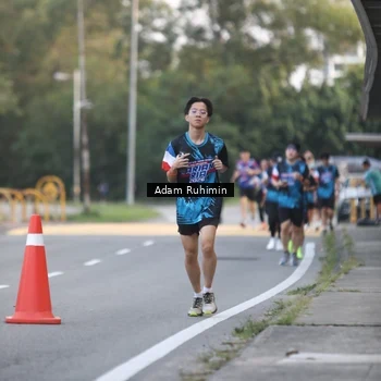 Runner Photo 7641374