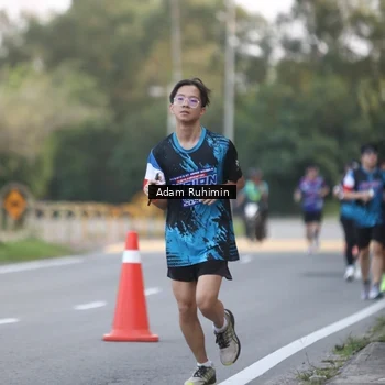 Runner Photo 7641385