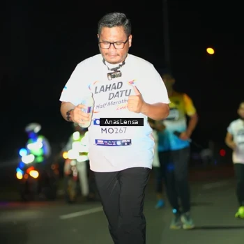 Runner Photo 7641393