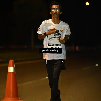 Runner Photo 7641396