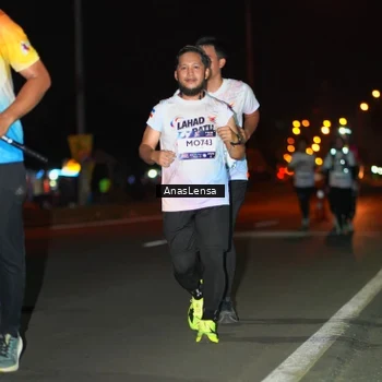 Runner Photo 7641397