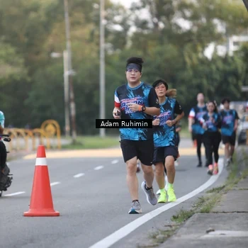 Runner Photo 7641405