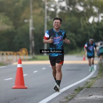 Runner Photo 7641423