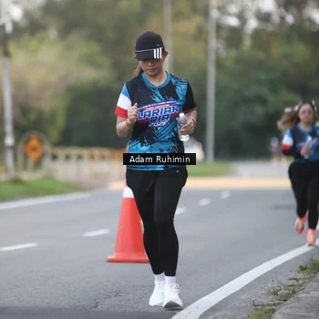 Runner Photo 7641427