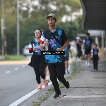 Runner Photo 7641438