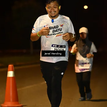 Runner Photo 7641439