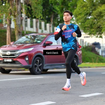 Runner Photo 7641440