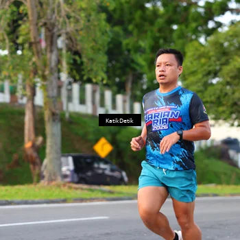 Runner Photo 7641442