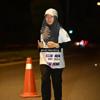 Runner Photo 7641456
