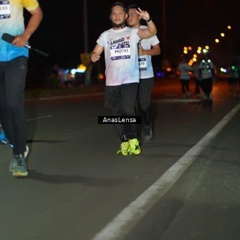 Runner Photo 7641457