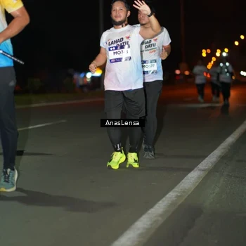Runner Photo 7641466
