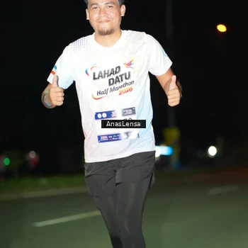 Runner Photo 7641502
