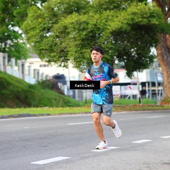 Runner Photo 7641543