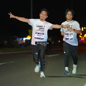 Runner Photo 7641573