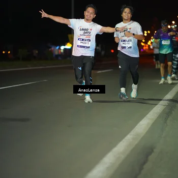 Runner Photo 7641575