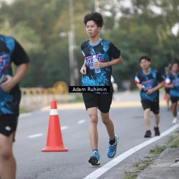 Runner Photo 7641614