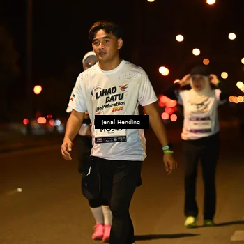Runner Photo 7641652
