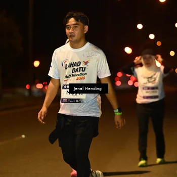 Runner Photo 7641656