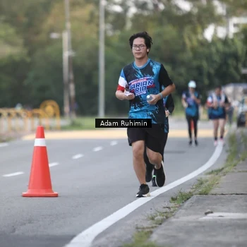 Runner Photo 7641666