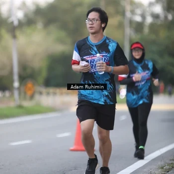Runner Photo 7641669