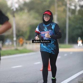 Runner Photo 7641673