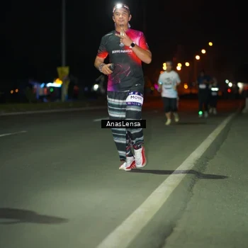 Runner Photo 7641684