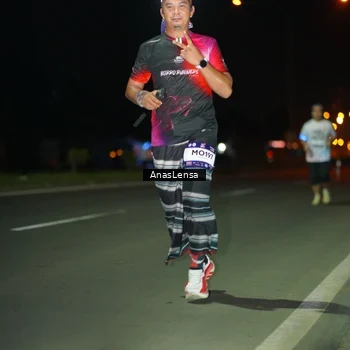 Runner Photo 7641686