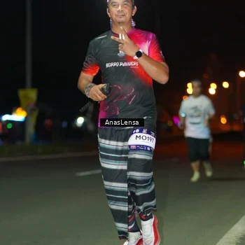 Runner Photo 7641693