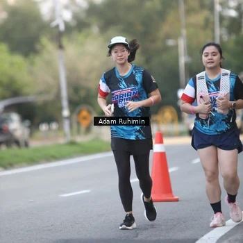 Runner Photo 7641696