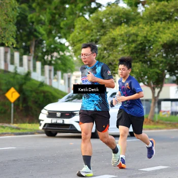 Runner Photo 7641706