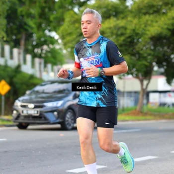 Runner Photo 7641715