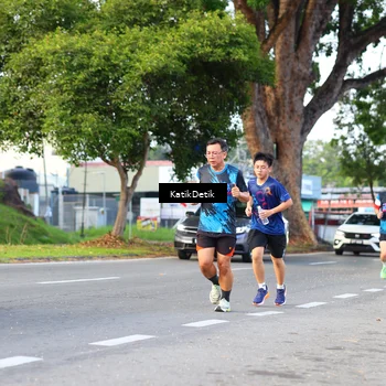 Runner Photo 7641716