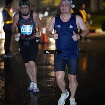 Runner Photo 7641725
