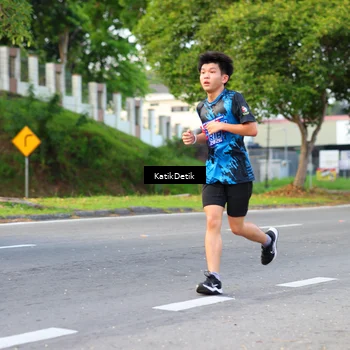 Runner Photo 7641732