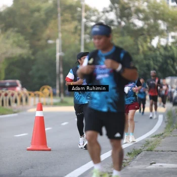 Runner Photo 7641737