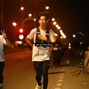 Runner Photo 7641739