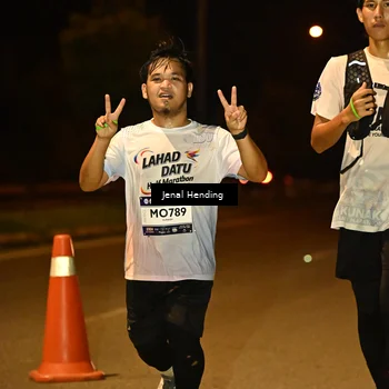 Runner Photo 7641746