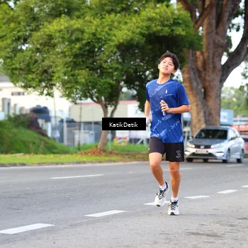 Runner Photo 7641749