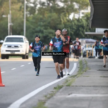 Runner Photo 7641757