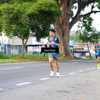 Runner Photo 7641867