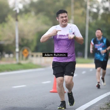 Runner Photo 7641883
