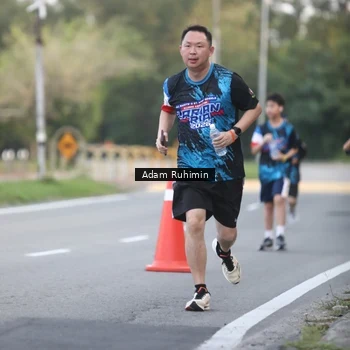 Runner Photo 7641890
