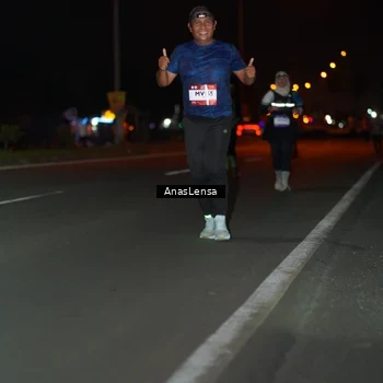 Runner Photo 7641913