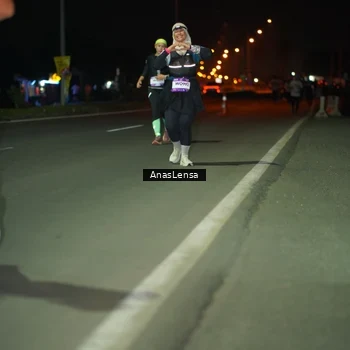 Runner Photo 7641914
