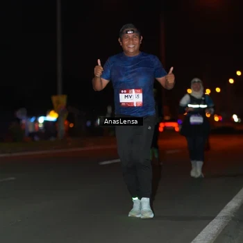 Runner Photo 7641932